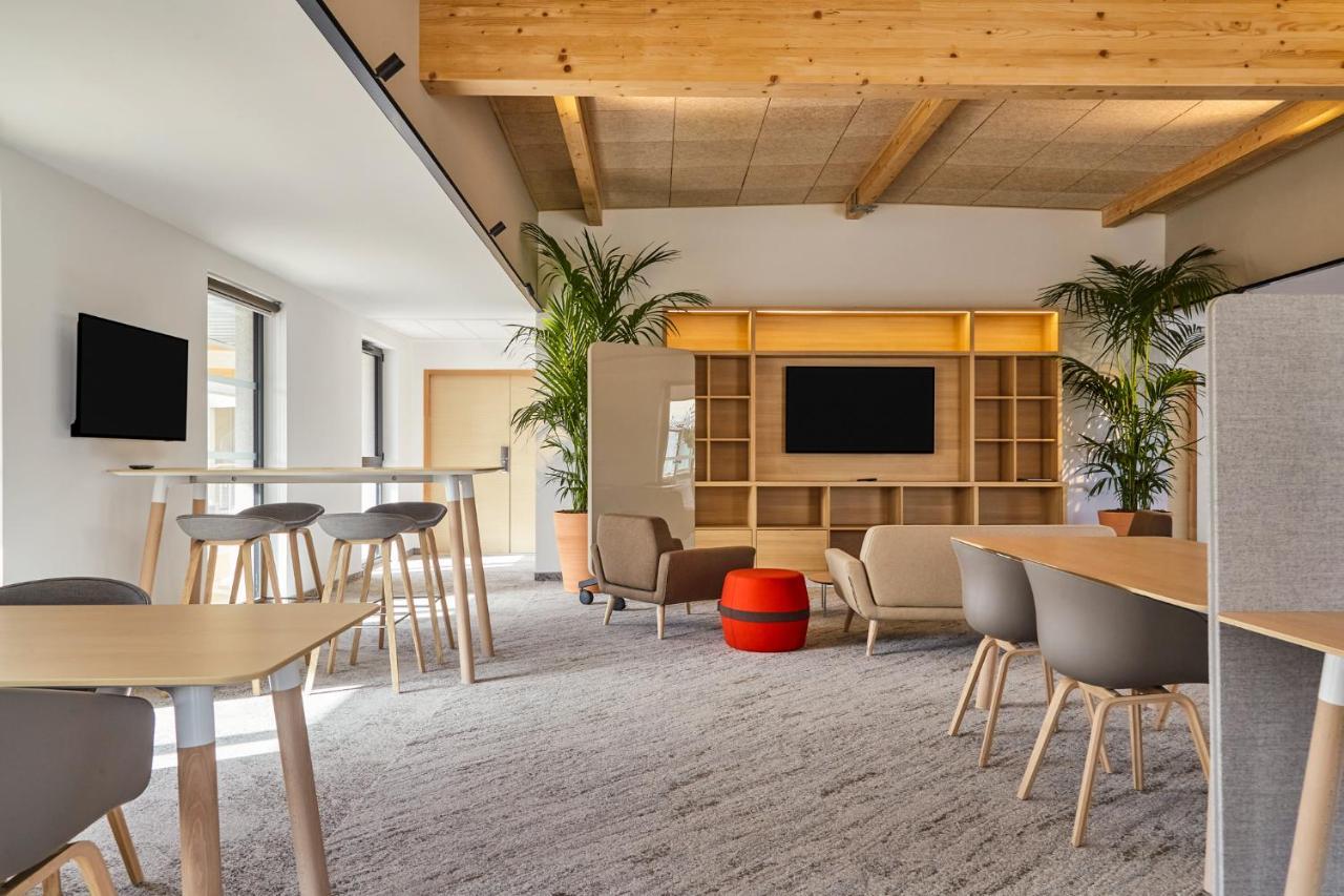 Mercure Avignon Gare Tgv Экстерьер фото