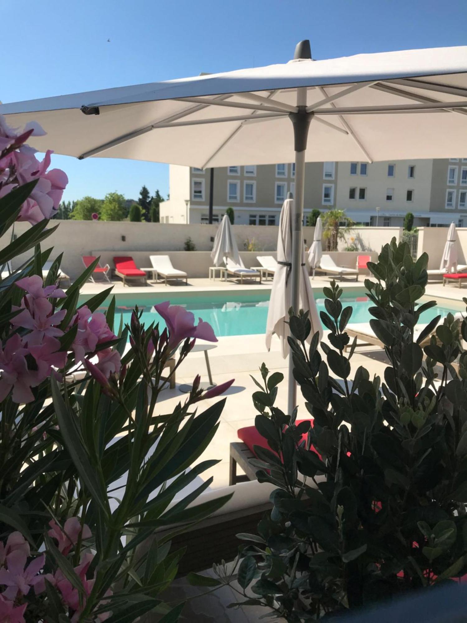 Mercure Avignon Gare Tgv Экстерьер фото