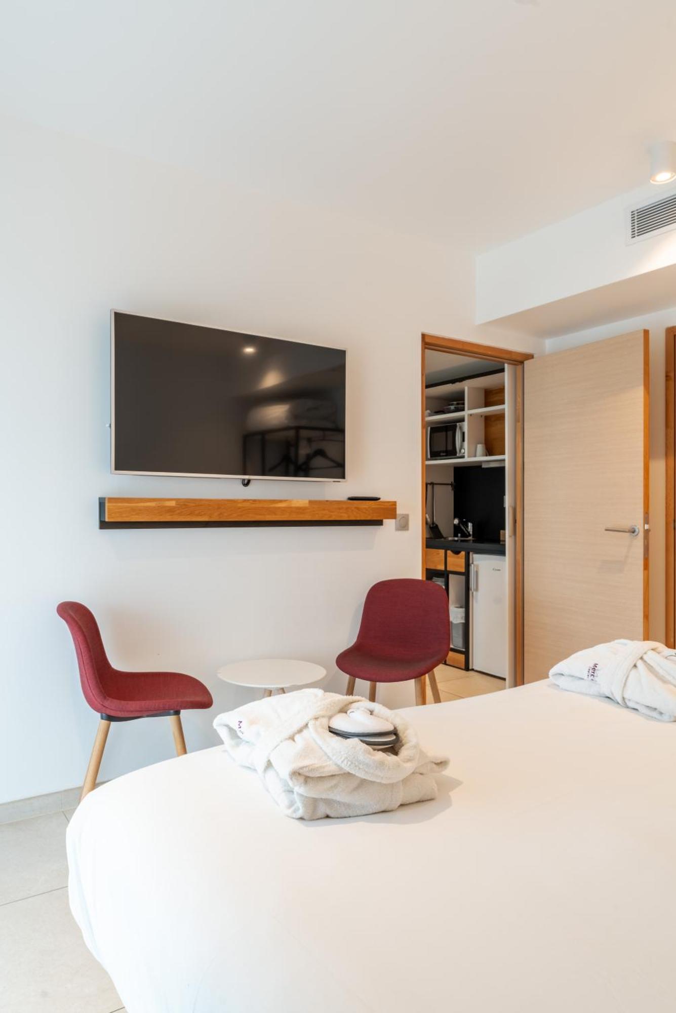 Mercure Avignon Gare Tgv Экстерьер фото
